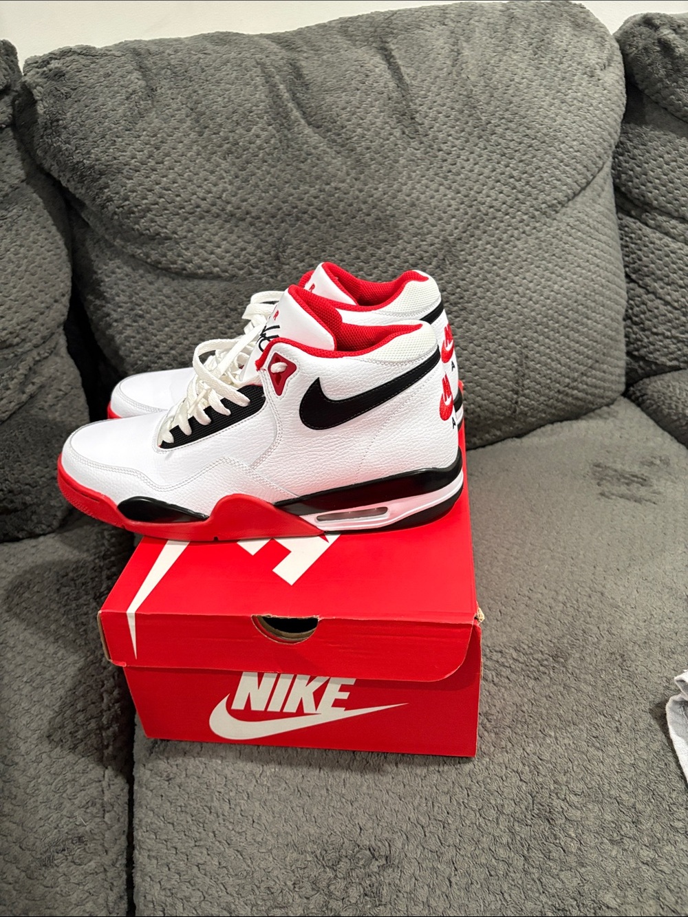 Nike Red Shoe Box with White Swoosh - Picture 11 of 12